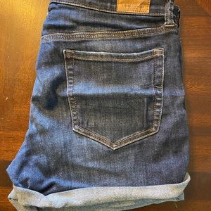 American Eagle midi shorts